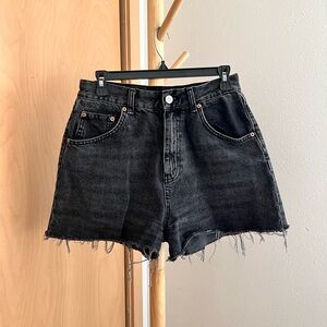 BDG Mom Shorts